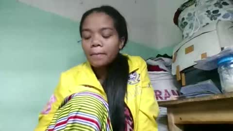 fetranialdy online show from October 14, 2025, 4:46 am