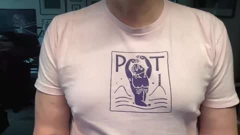 Snapshot of ffhungryhole3 chatting on March 6, 2025, 4:38 pm ffhungryhole3 sub cock ass nipples cockring online show from March 6, 2025, 4:38 pm