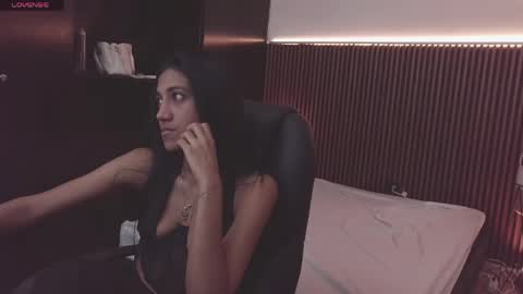 Freyja  online show from April 22, 2026, 1:08 am