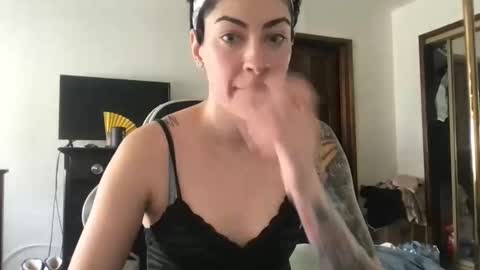 fgsammie online show from February 5, 2026, 8:57 pm