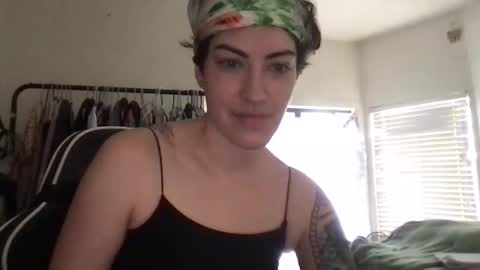 fgsammie online show from March 14, 2026, 12:17 am