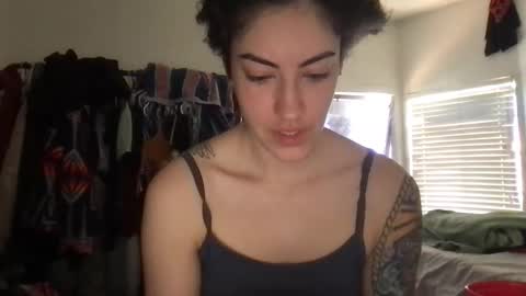 fgsammie online show from April 4, 2026, 7:55 pm