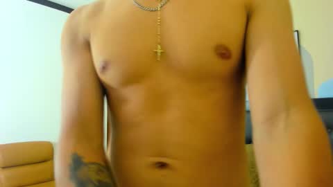 Snapshot of fher_rivers2 chatting on September 29, 2025, 7:40 pm Fher Rivers online show from September 29, 2025, 7:40 pm