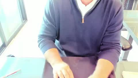 fhetzl online show from October 30, 2025, 10:21 pm