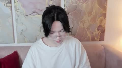 Snapshot of fiamoory chatting on February 8, 2026, 1:20 am fiamoory online show from February 8, 2026, 1:20 am