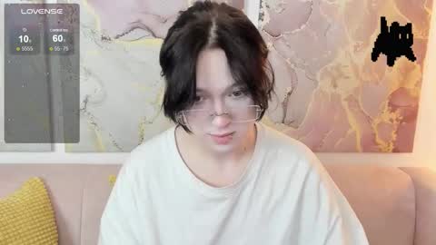 fiamoory online show from March 15, 2026, 4:07 am