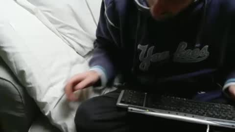 Snapshot of fidelio89 chatting on February 4, 2026, 9:59 am Fid online show from February 4, 2026, 9:59 am