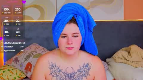 Snapshot of fiery_foxy chatting on September 29, 2025, 8:02 pm Mabel online show from September 29, 2025, 8:02 pm