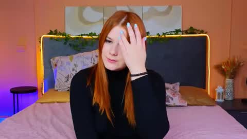 Snapshot of fiery_foxy chatting on October 9, 2025, 4:43 am Mabel online show from October 9, 2025, 4:43 am