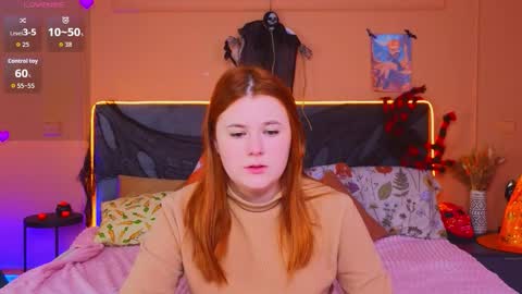 Snapshot of fiery_foxy chatting on October 24, 2025, 4:20 am Mabel online show from October 24, 2025, 4:20 am