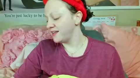 fieryminx67 online show from October 26, 2025, 9:59 am