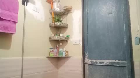 fighter224660 online show from February 8, 2025, 7:26 am