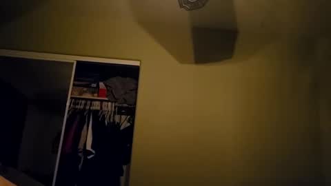 fightusfire32 online show from March 3, 2025, 6:48 am