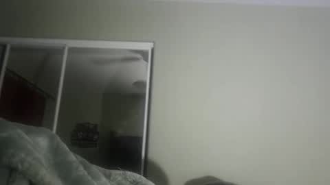 fightusfire32 online show from March 18, 2026, 9:45 am