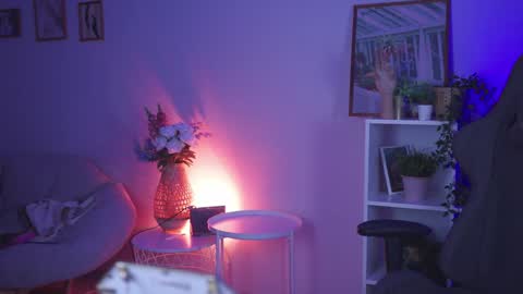 cap and Lana  online show from December 7, 2024, 11:29 am