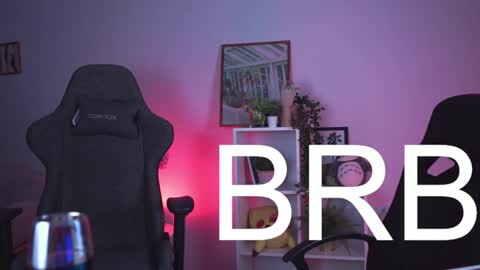 cap and Lana  online show from January 17, 2025, 11:17 am