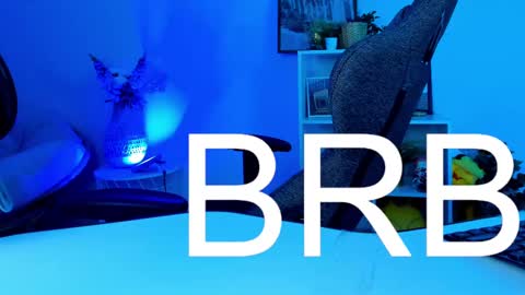 cap and Lana  online show from February 12, 2025, 11:29 am