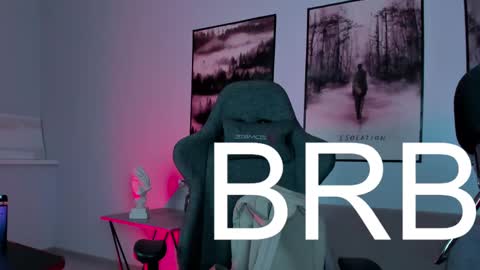 cap and Lana  online show from February 20, 2025, 5:33 am