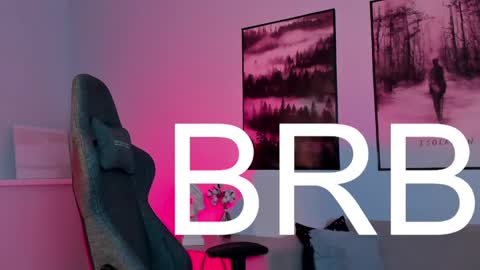 cap and Lana  online show from February 22, 2025, 8:18 am