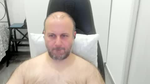 filippo12356 online show from May 19, 2026, 9:43 pm