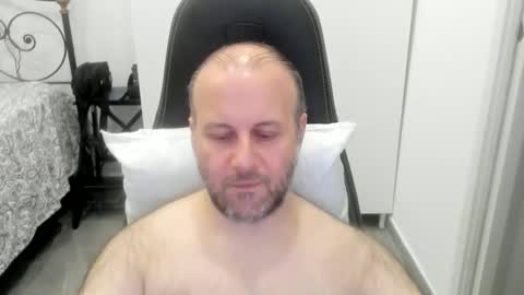 filippo12356 online show from May 22, 2026, 9:42 pm