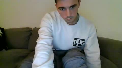 MilfnDaddy online show from December 5, 2024, 6:21 am