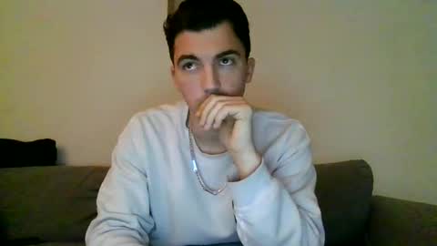 MilfnDaddy online show from December 16, 2024, 8:41 am