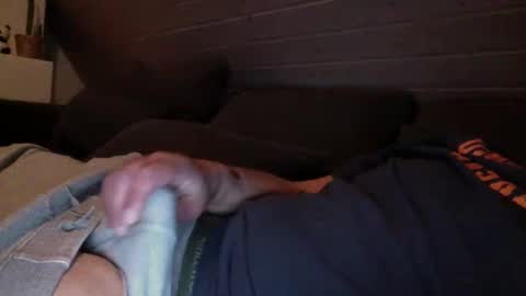 filzliii online show from February 23, 2025, 6:01 pm