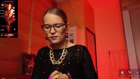 Lady online show from January 14, 2026, 5:40 pm