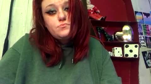 Snapshot of findommefoxi chatting on January 20, 2025, 12:36 am findommefoxi online show from January 20, 2025, 12:36 am