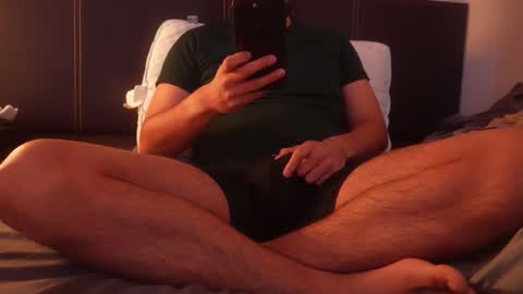 Snapshot of finition_ chatting on February 1, 2025, 9:51 pm finition_ online show from February 1, 2025, 9:51 pm