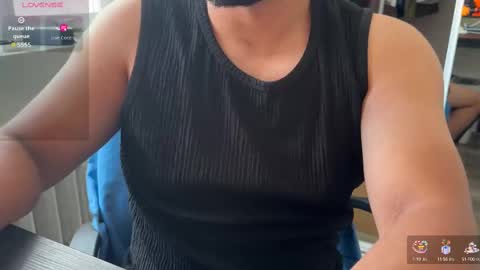 Snapshot of finition_ chatting on September 8, 2025, 6:07 pm finition_ online show from September 8, 2025, 6:07 pm