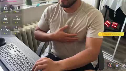 Snapshot of finition_ chatting on October 6, 2025, 4:15 pm finition_ online show from October 6, 2025, 4:15 pm