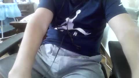 Snapshot of finn00441901094 chatting on June 8, 2026, 1:22 pm finn online show from June 8, 2026, 1:22 pm
