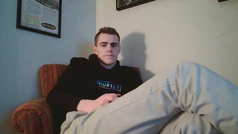 Snapshot of finnabun33 chatting on January 8, 2025, 2:35 am Jake I am Bicurious online show from January 8, 2025, 2:35 am