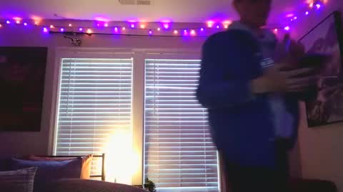 Snapshot of finnabun33 chatting on March 10, 2025, 10:55 pm Jake I am Bicurious online show from March 10, 2025, 10:55 pm