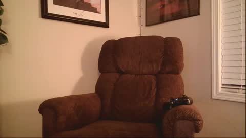 Snapshot of finnabun33 chatting on December 1, 2025, 12:04 am Jake I am Bicurious online show from December 1, 2025, 12:04 am