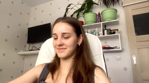 Keite wanna play  Meow online show from February 21, 2026, 10:38 am