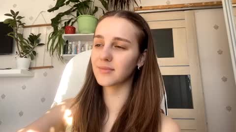 Keite wanna play  Meow online show from March 30, 2026, 11:55 am