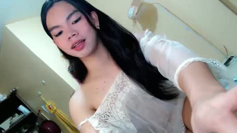 FIONA online show from April 14, 2026, 2:23 pm