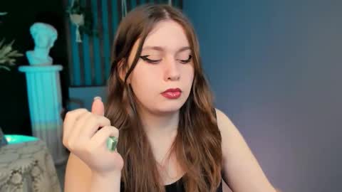 fiora online show from March 21, 2026, 7:35 am