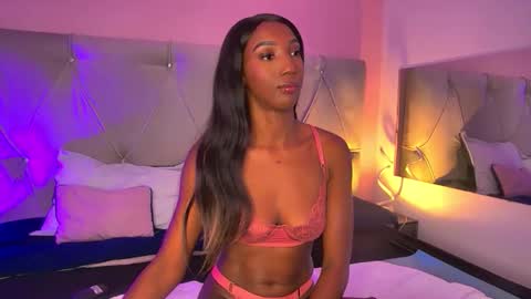 Snapshot of fiorelalenin chatting on October 20, 2025, 7:03 pm Fiorela Lenin online show from October 20, 2025, 7:03 pm