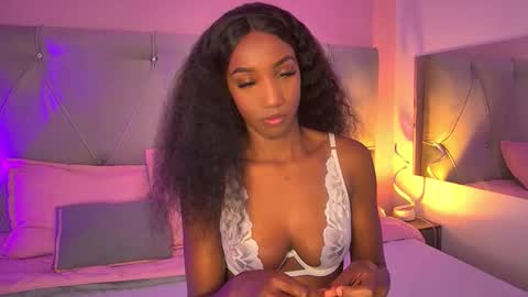 Snapshot of fiorelalenin chatting on October 29, 2025, 7:04 pm Fiorela Lenin online show from October 29, 2025, 7:04 pm