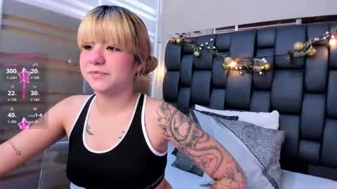 Fio  online show from March 12, 2026, 8:15 pm