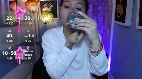 Fiorellaa online show from October 27, 2025, 3:27 pm