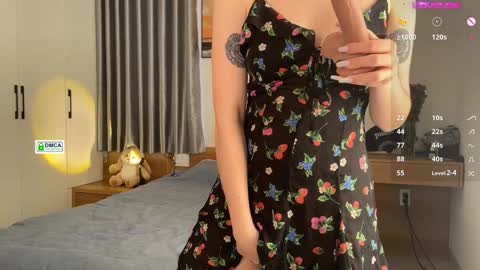 Snapshot of fire_red_ chatting on December 4, 2024, 8:23 am Liss online show from December 4, 2024, 8:23 am