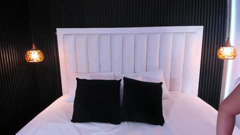 Firedoll online show from February 19, 2026, 4:19 am