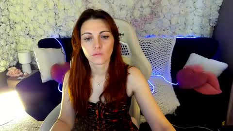 firefoxxxxy online show from April 12, 2026, 6:07 am