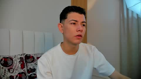 Snapshot of fireguy_99 chatting on December 3, 2025, 12:47 pm Nicolas online show from December 3, 2025, 12:47 pm