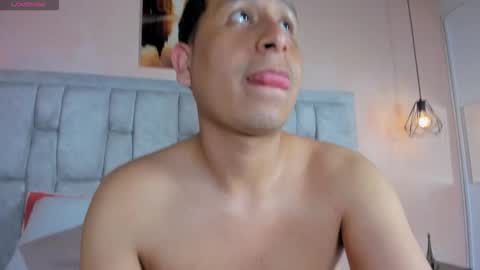 Snapshot of fireonmyloins chatting on February 17, 2026, 7:20 pm Duvan Jones online show from February 17, 2026, 7:20 pm